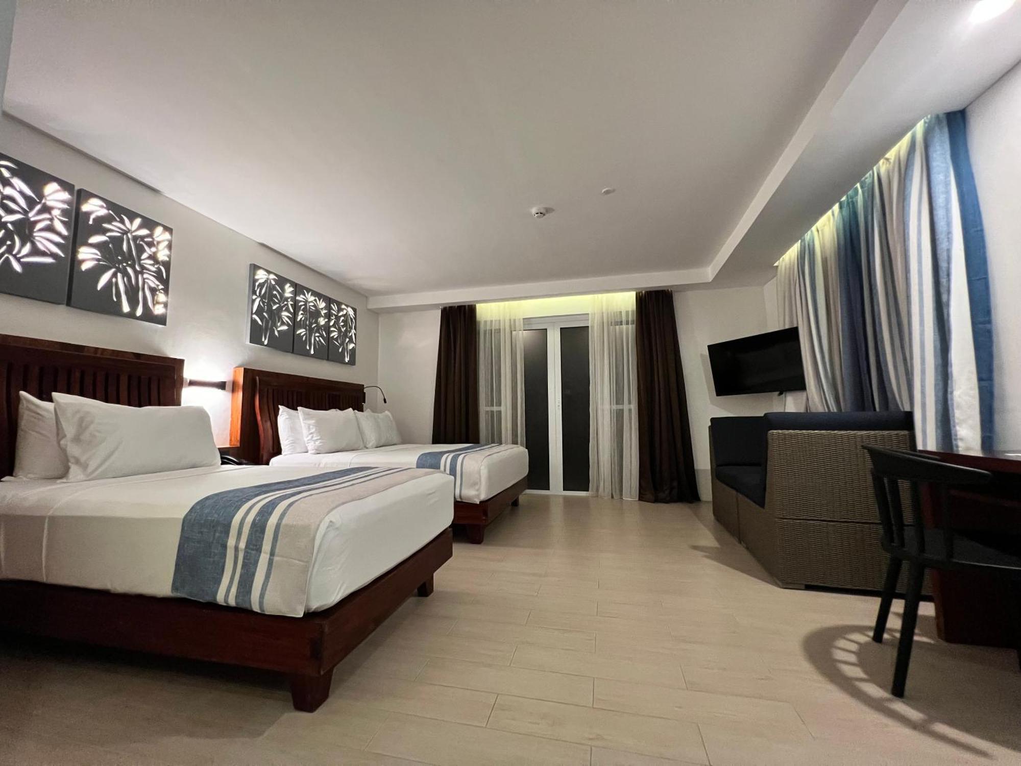 Aira Boracay Hotel Balabag  Bagian luar foto